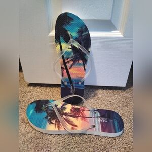 Old Navy FlipFlops size 9-10